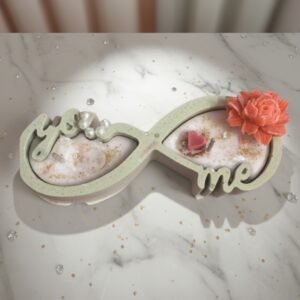 Valentine decor candle